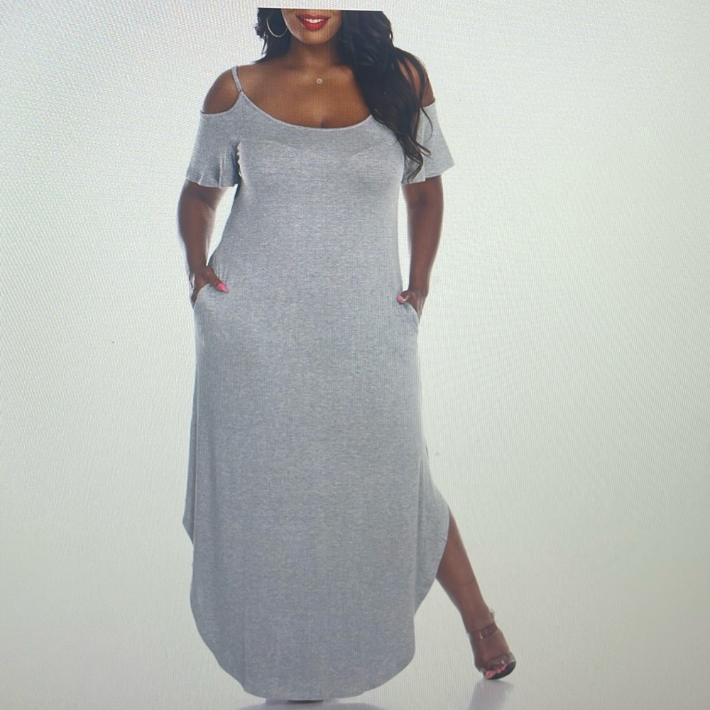 NWT White Mark Women's Lexi Maxi Dress with pockets. Size 1XL Color Gray